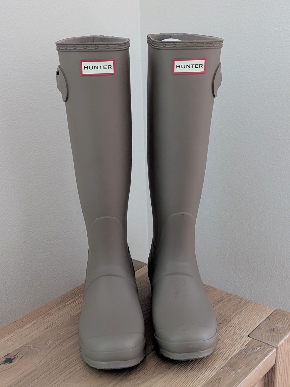 NWT Hunter Original Matte Knee-High Waterproof Rain Boots in Natural Taupe - 9 - Picture 5 of 16